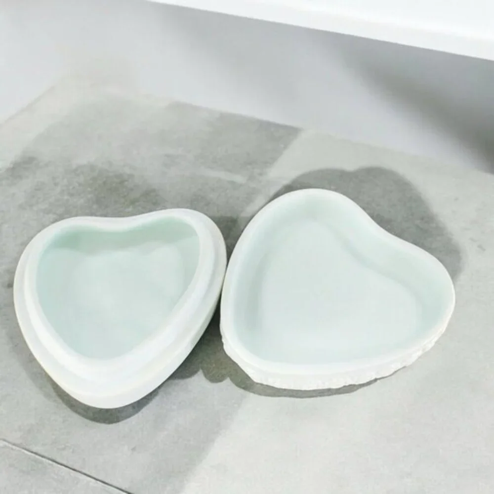 1984 Lladro Small Heart Shaped Trinket Box‎ Three Cherubs Light Blue Porcelain